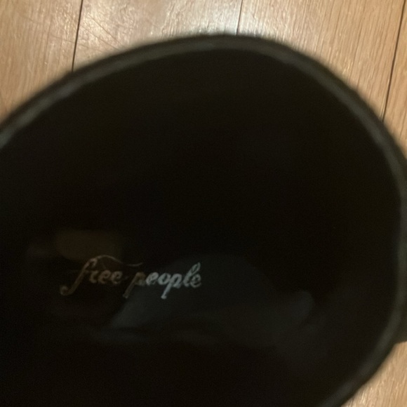 Free people black suede pointed toe heeled booties - Picture 7 of 7